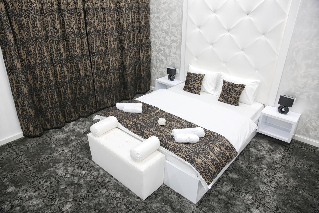 Sunny Hill Garden Bed & Breakfast Stara Pazova Bagian luar foto